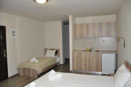 Cleopatra Apartments