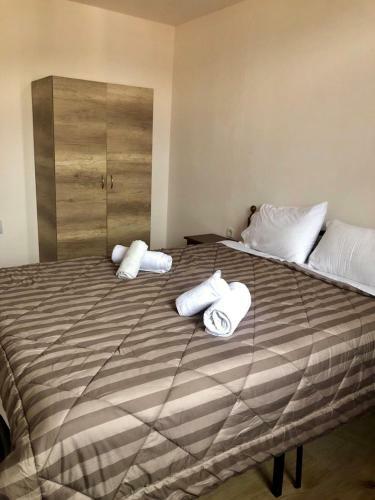 Cleopatra Apartments