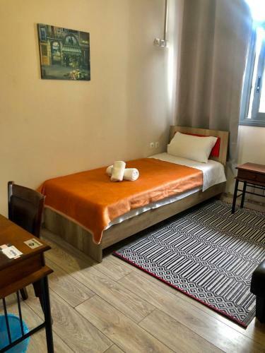 Cleopatra Apartments