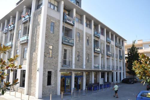 Cleopatra Apartments