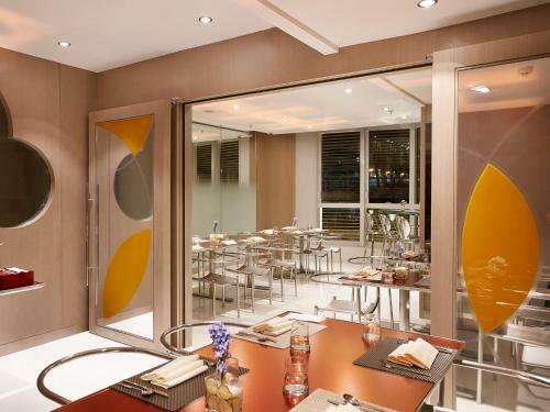 Le Petit Rosedale Hotel Hong Kong