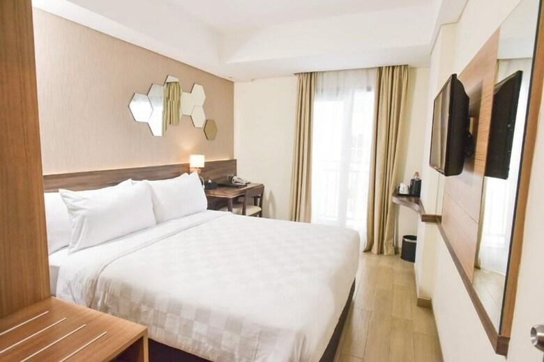 Hotel Golden Tulip Essential Tangerang