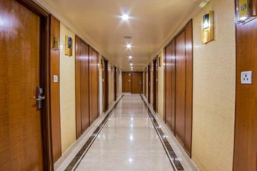 Hotel The Royale Senate