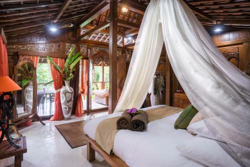Hotel Alassari Plantation