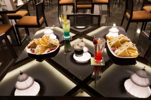 The E Hotel At Eskay Resorts