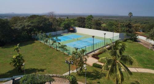 The E Hotel At Eskay Resorts