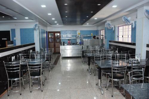Hotel Green Grande Inn