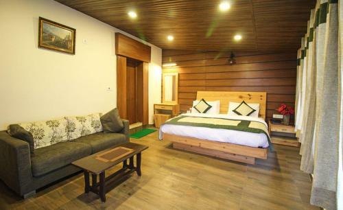 Hotel Jharipani Castle Resort