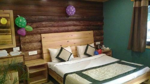 Hotel Jharipani Castle Resort