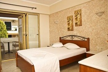 Residencia Sun Rise Hotel Studios & Apartments
