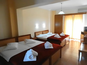 Hotel Faros II