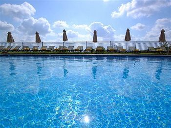 Hotel Katalagari Country Suites