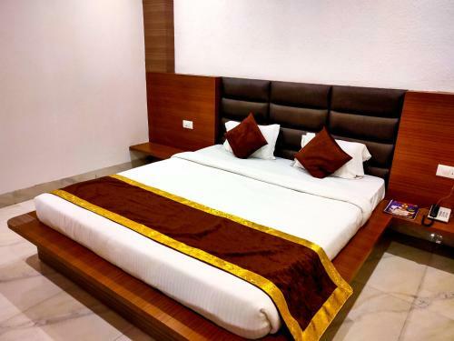 Hotel Grand Tapovan