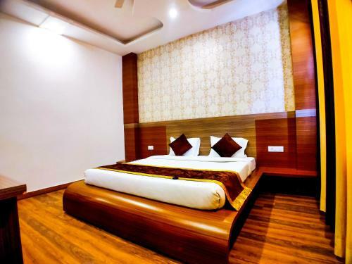 Hotel Grand Tapovan