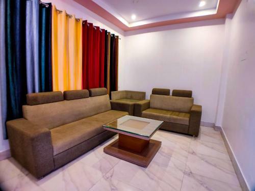 Hotel Grand Tapovan