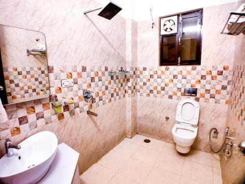 Hotel Grand Tapovan