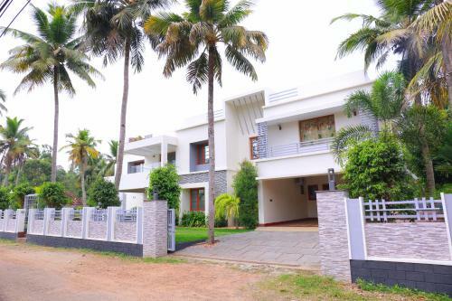 Hostal Shamrock Home Stay