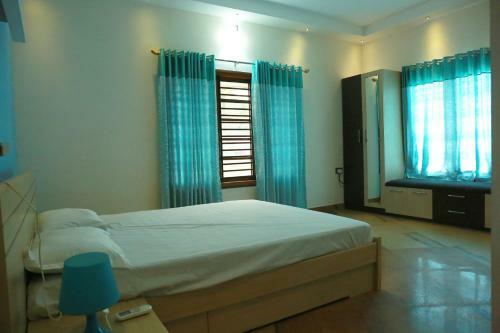 Hostal Shamrock Home Stay