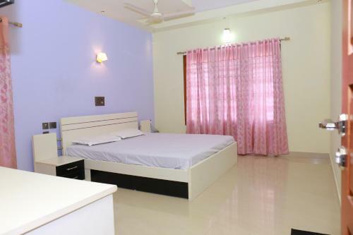 Hostal Shamrock Home Stay