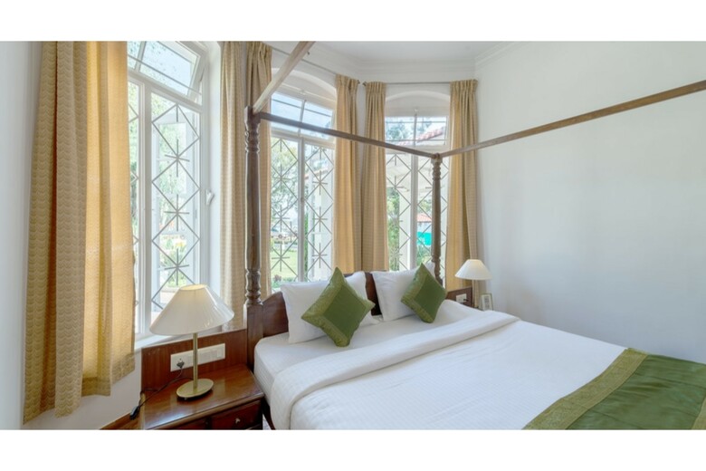 Hotel Whispering Meadows
