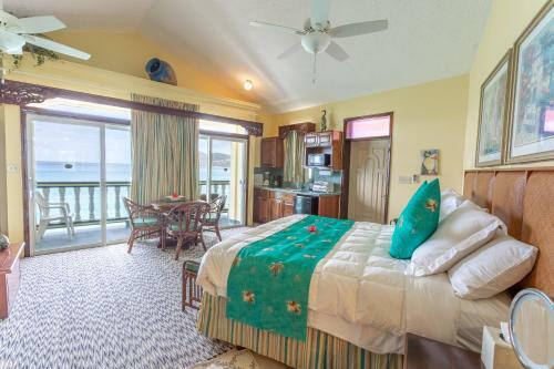 Sebastian's On The Beach Hotel