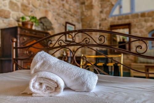 Bed & Breakfast Arabesque: An Arts And Residency Center In Old Acre