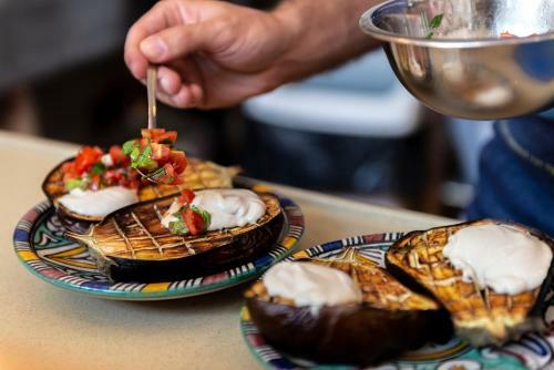 Bed & Breakfast Arabesque: An Arts And Residency Center In Old Acre