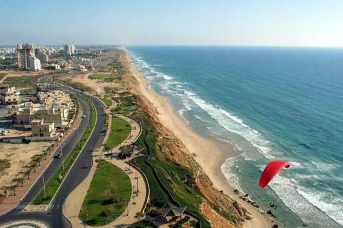 Apartamento Two Bedroom By The Sea On Genosar Str.