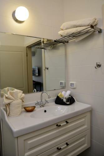 Bed & Breakfast Habaronit