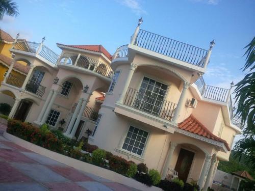 Villa Pinnacle View Estate Colors Hideaway #3