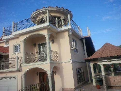 Villa Pinnacle View Estate Colors Hideaway #3