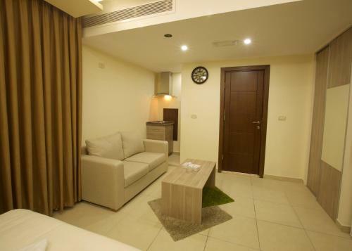 Apartamento Lujain Hotel Suites