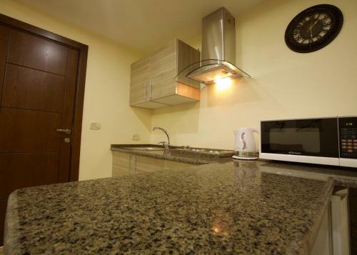 Apartamento Lujain Hotel Suites