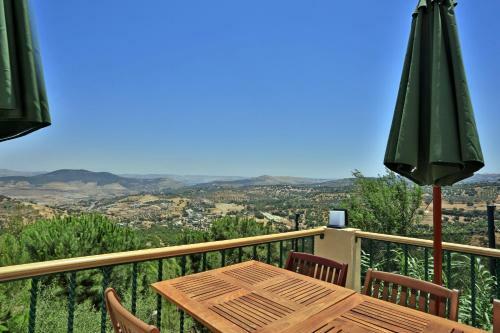 Hotel Mountain Breeze Resort