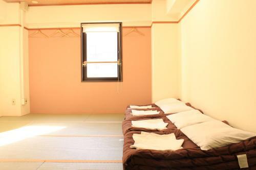 Toyotaya Hostel Sannomiyahigashi