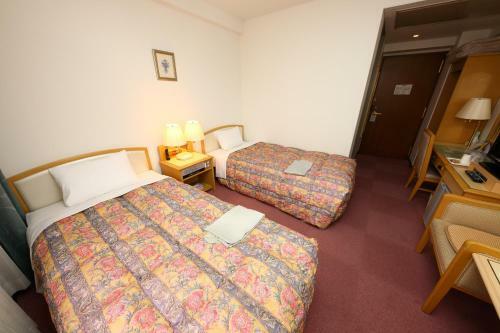 Hotel Palace Inn Toyota