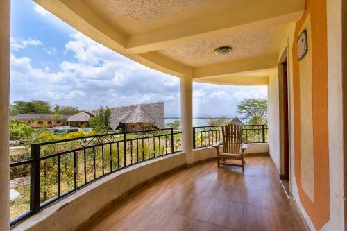 Sirville Lake Elementaita Lodge