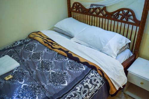 Hotel Rosslyn Apartments