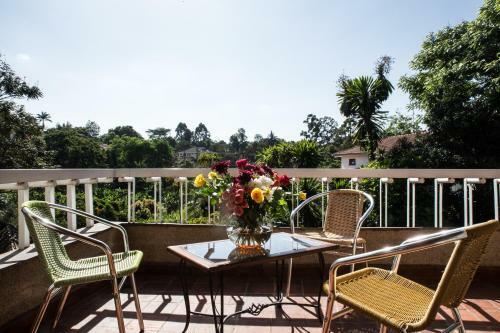 Hostal Adies Garden Suites