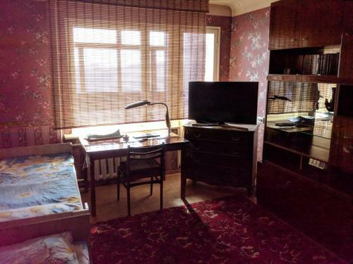 Mira Avenue Apartment