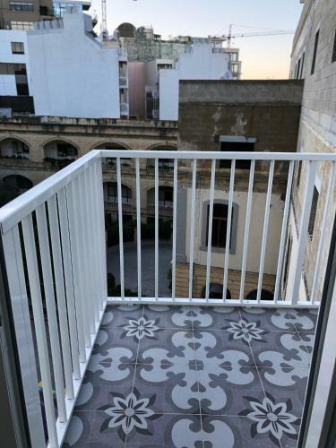 Lee's House Bed And Breakfast, Sliema