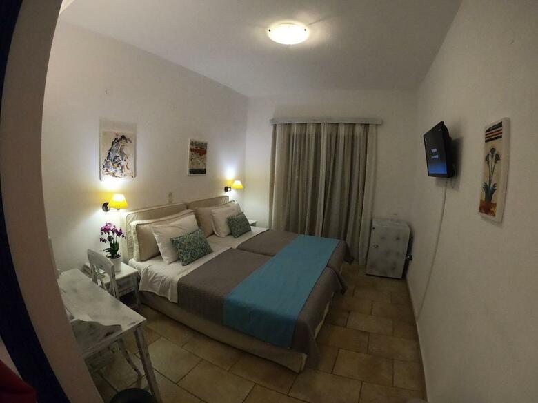 Hotel Mathios Village