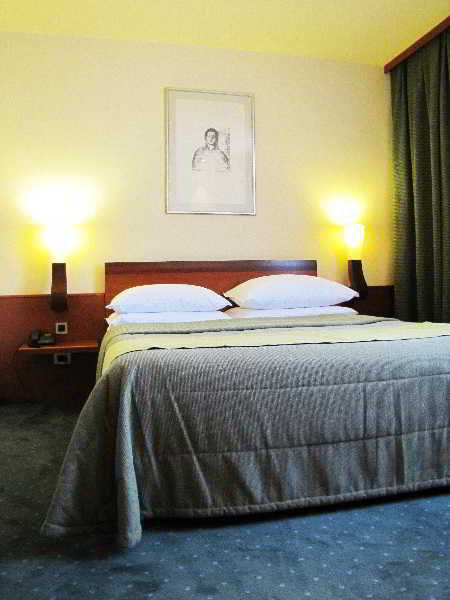 Perla, Casino & Hotel