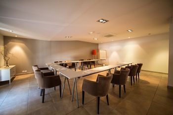 Hotel La Bastide De Cabries