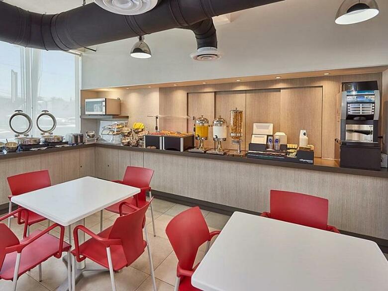 Hotel City Express Junior Toluca Zona Industrial