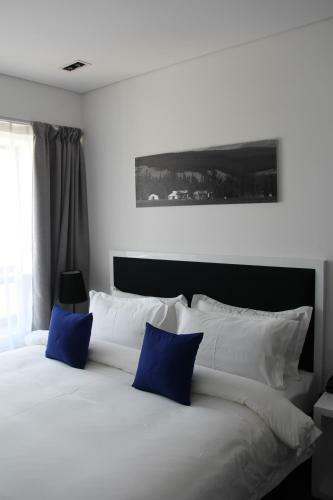 Khuvsgul Lake Hotel