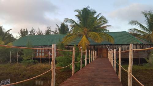 Hostal Barefoot In Barra