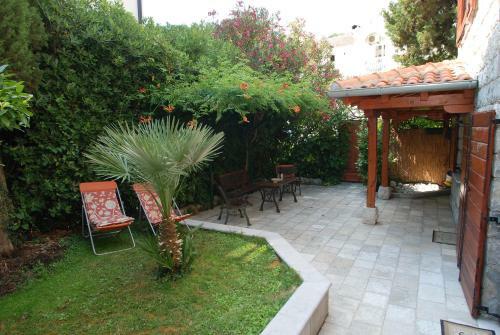 Holiday Home Olive Tree