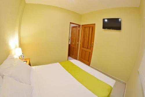 Bed & Breakfast Hostal Santa Martha