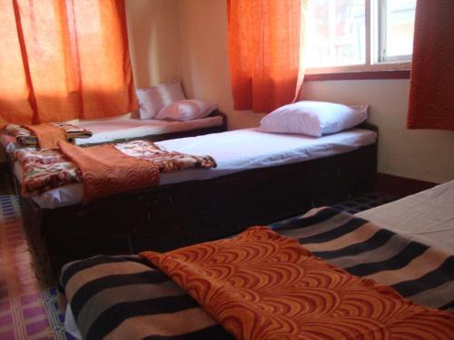 Hostal Budhanil Guest House